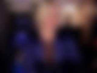 Live cam show with YolandaKiss - Mature MILF on Livezox
