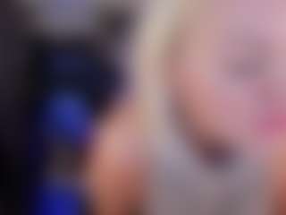 YolandaKiss's Live Sex Cam Show