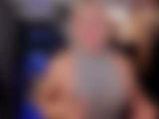 Live cam show with YolandaKiss - Smoking on Camsoda