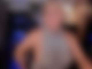 YolandaKiss's Live Sex Cam Show