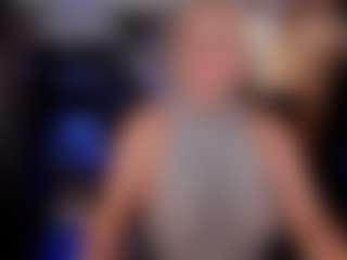 YolandaKiss's Live Sex Cam Show