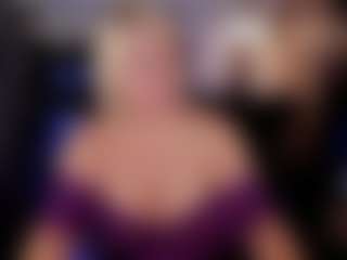 YolandaKiss's Live Sex Cam Show