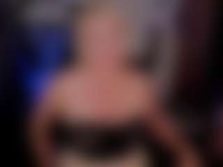 YolandaKiss's Live Sex Cam Show