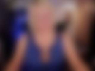 YolandaKiss's Live Sex Cam Show