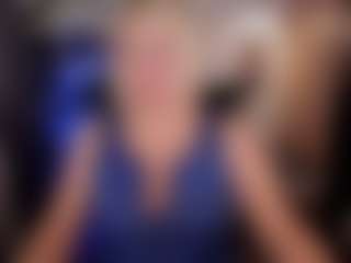 YolandaKiss's Live Sex Cam Show