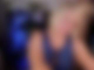 YolandaKiss's Live Sex Cam Show