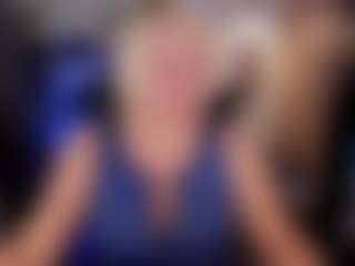 YolandaKiss's Live Sex Cam Show