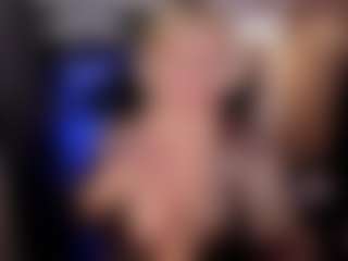 Live cam show with YolandaKiss - Blonde Hair MILF on hornycams.live