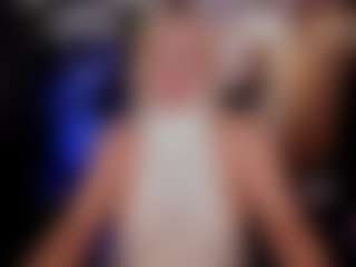 Live cam show with YolandaKiss - Blonde Hair MILF on Free Soda