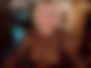 YolandaKiss's Live Sex Cam Show