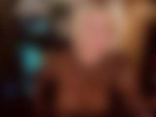 YolandaKiss's Live Sex Cam Show