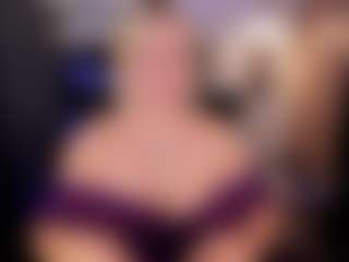 Live cam show with YolandaKiss - Blonde Hair Amateur on AdultVida.com