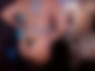 YolandaKiss's Live Sex Cam Show
