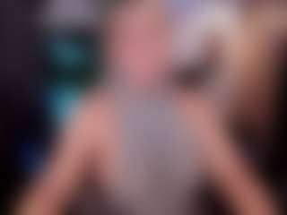 YolandaKiss's Live Sex Cam Show
