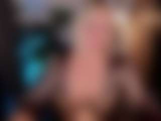 YolandaKiss's Live Sex Cam Show