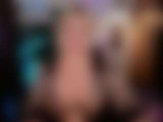 Live cam show with YolandaKiss - Tittyfuck on Dare Cams