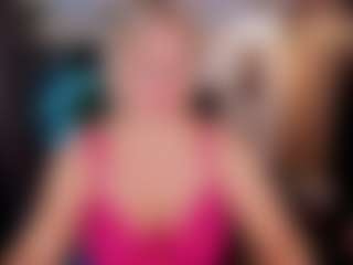Live cam show with YolandaKiss - Mature on Camsoda