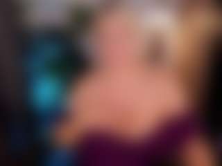 Live cam show with YolandaKiss - Blonde Hair on Ass Tok