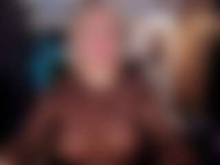 Live cam show with YolandaKiss - Blonde Hair on TottyGirls