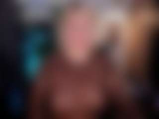 Live cam show with YolandaKiss - Blonde Hair Middle Aged on TeamSkeetLive