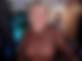 Live cam show with YolandaKiss - Middle Aged on Camsoda