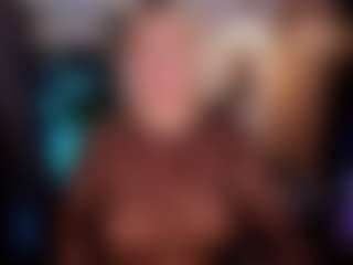 Live cam show with YolandaKiss - Average on Camsoda