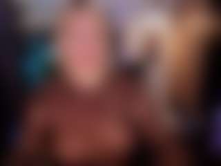 Live cam show with YolandaKiss - Blonde Hair Middle Aged on Camsoda