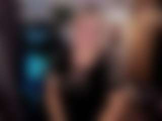 Live cam show with YolandaKiss - Blonde Hair Middle Aged on ObeyMaria