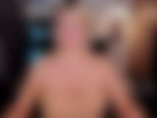 YolandaKiss's Live Sex Cam Show