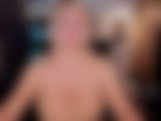 Live cam show with YolandaKiss - Cumface on Mixed Magazine Live