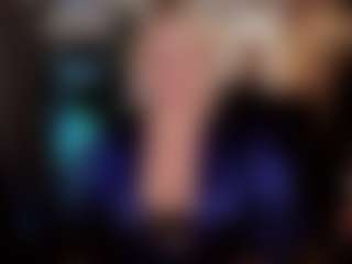 YolandaKiss MILF webcam performer live streaming