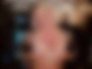 Live cam show with YolandaKiss - Butt Plug on Gym Cam Girls