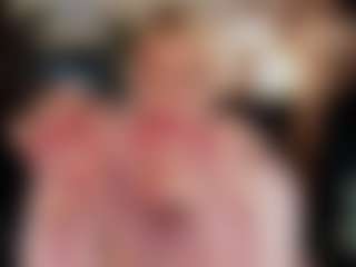 YolandaKiss's Live Sex Cam Show