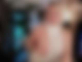 Live-Cam-Show mit YolandaKiss - Blonde Hair Fetish auf Camsoda