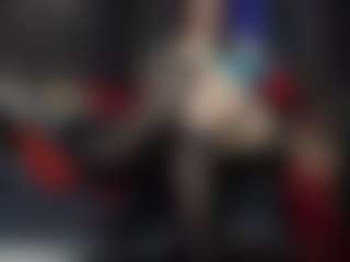 Live cam show with GoddessDarsy - Dominant on AdultVida.com