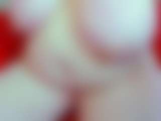 KellyPerfect MILF webcam performer live streaming