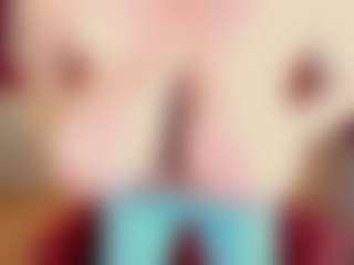 KellyPerfect MILF webcam performer live streaming