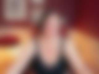 Live cam show with KellyPerfect - Public MILF on slutload