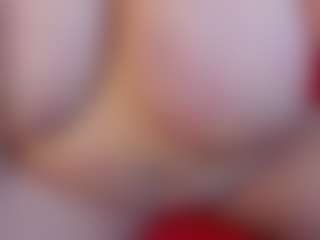 Live cam show with KellyPerfect - Tittyfuck on Gym Cam Girls