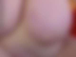 Live cam show with KellyPerfect - Butt Plug on Camsoda