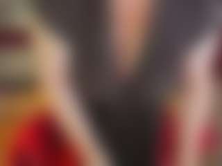 Live cam show with KellyPerfect - Smoke on AdultVida.com