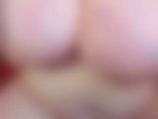 Live cam show with KellyPerfect - Spy on Soda Cam