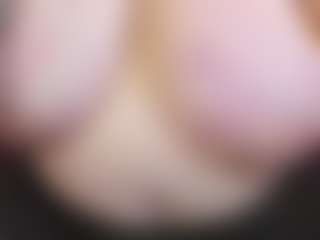 Live cam show with KellyPerfect - Tittyfuck on Strip Flash - Live Sex Shows