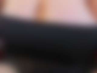 Live cam show with KellyPerfect - Tittyfuck on AdultVida.com