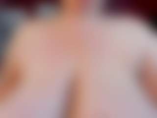 Live cam show with KellyPerfect - Control on Gym Cam Girls