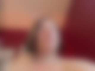 Live cam show with KellyPerfect - Tittyfuck on Camsoda