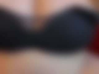 Live cam show with KellyPerfect - Butt Plug on TastyBlacksLive