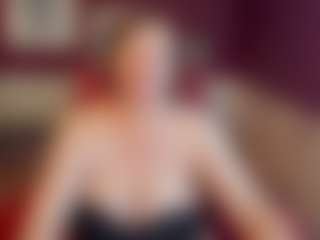 Live cam show with KellyPerfect - Hairy Pussy on live18s.com