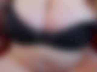 Live cam show with KellyPerfect - Smoking on googirlz