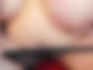 Live cam show with KellyPerfect - Spy on SinfulBabes